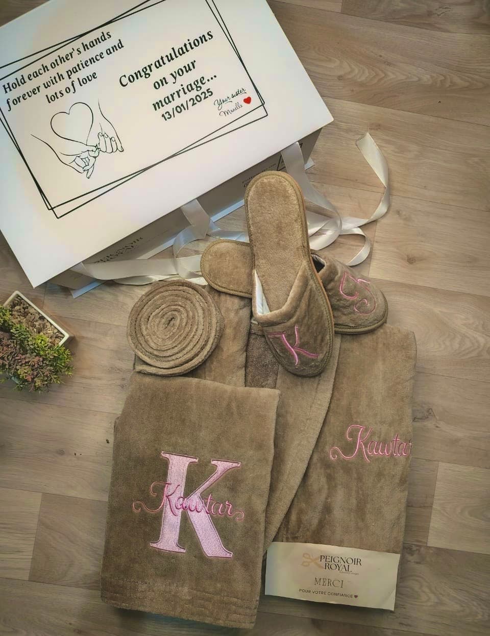 Peignoir royal brodé